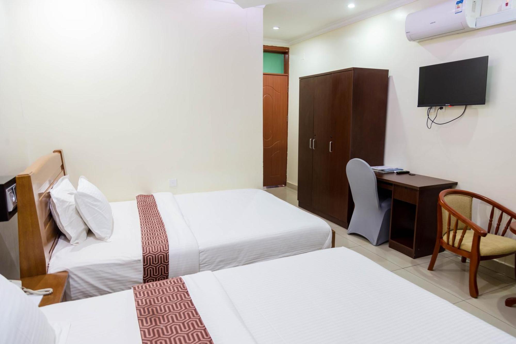 Olympic Hotel Кігалі Номер фото